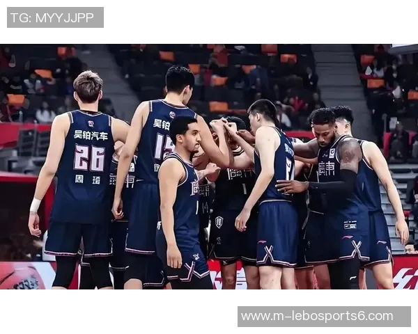 CBA赛季回顾：群雄逐鹿新纪元伤病成关键因素影响竞争格局